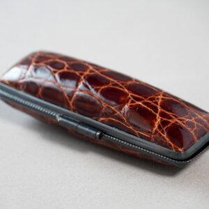 職人さんのオールハンドメイド、K Fケースの魅力に迫る